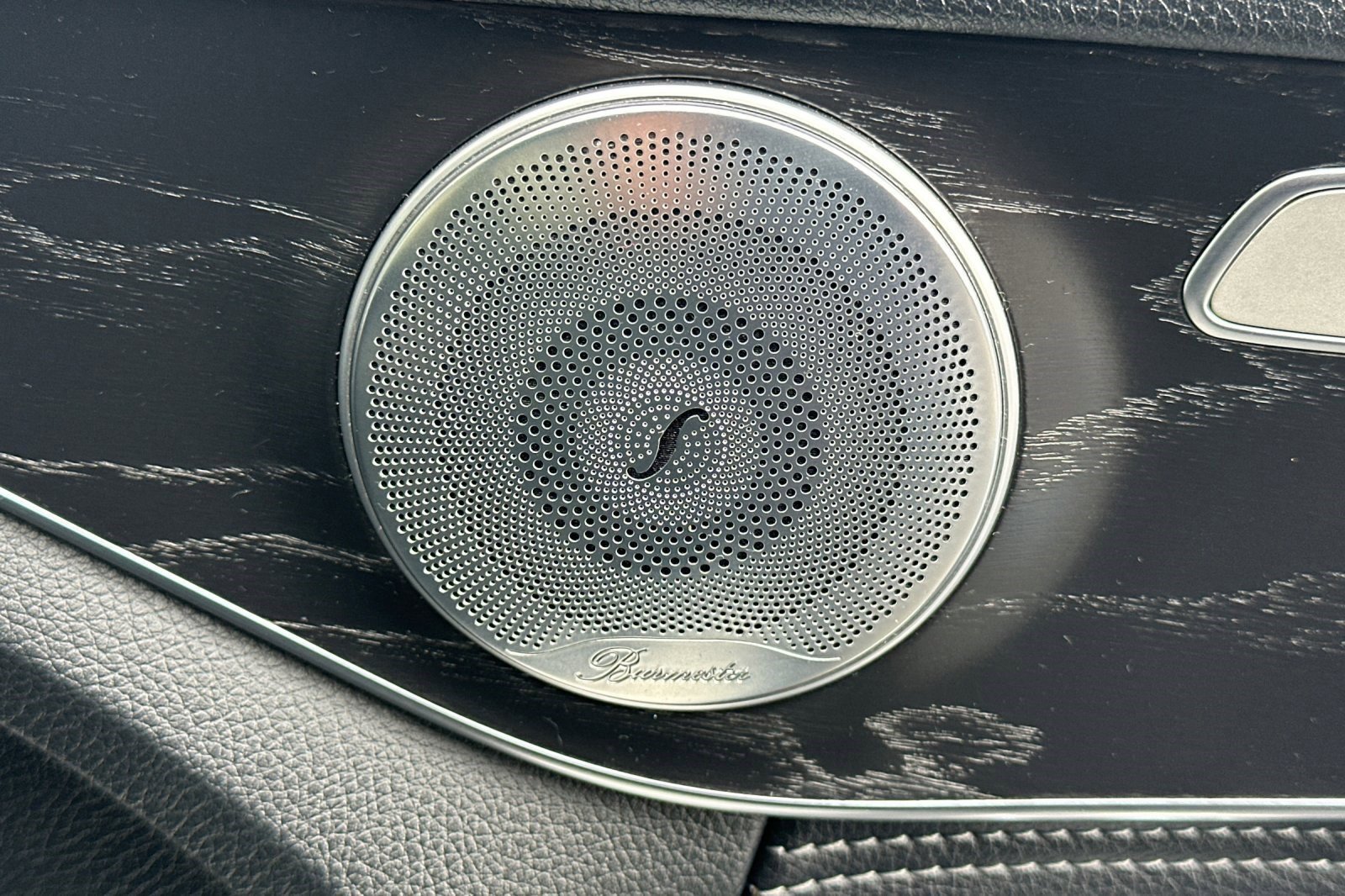 Used 2015 Mercedes-Benz C 300 4MATIC Sedan image 22