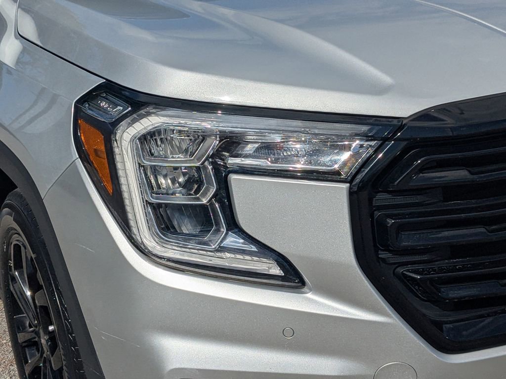 Used 2022 GMC Terrain SLT w/ Infotainment Package II image 10