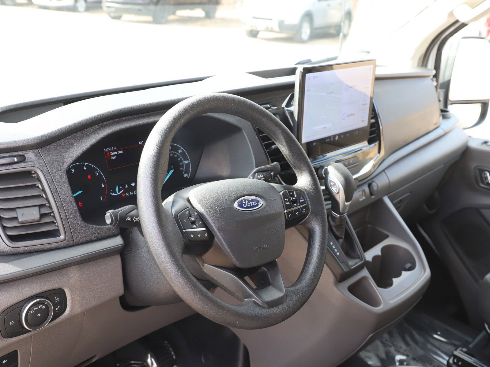 Used 2025 Ford Transit 350 XLT image 22