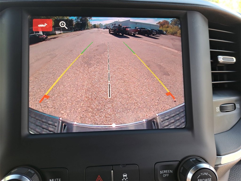 Used 2024 RAM 3500 Big Horn image 23