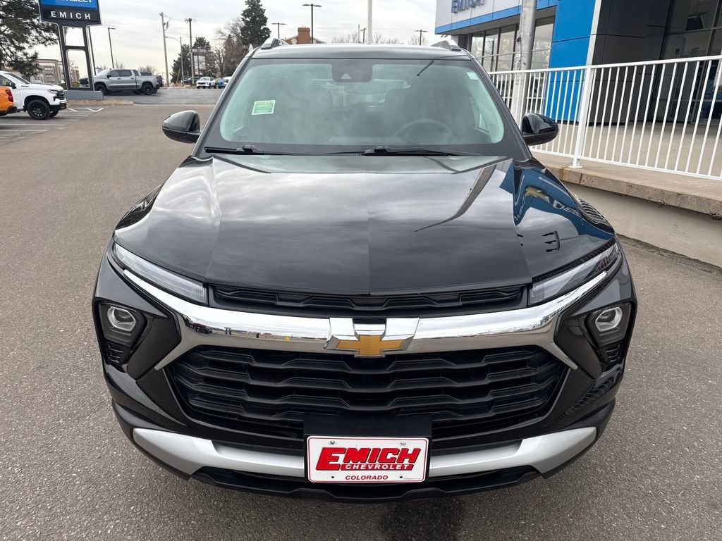 Used 2025 Chevrolet TrailBlazer LT w/ Driver Confidence Package image 8