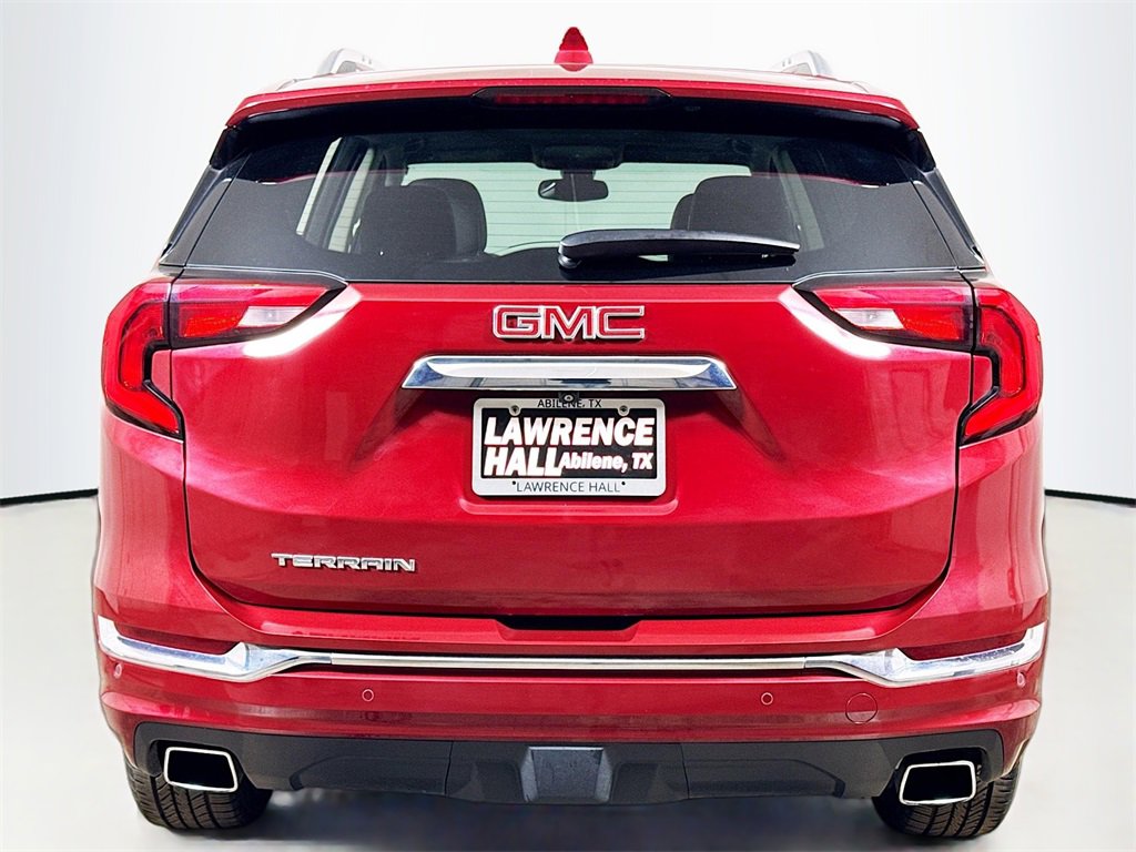 Used 2019 GMC Terrain Denali w/ Advanced Safety Package image 5