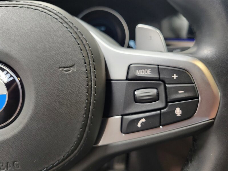 Used 2019 BMW M550i xDrive AWD/4WD image 36