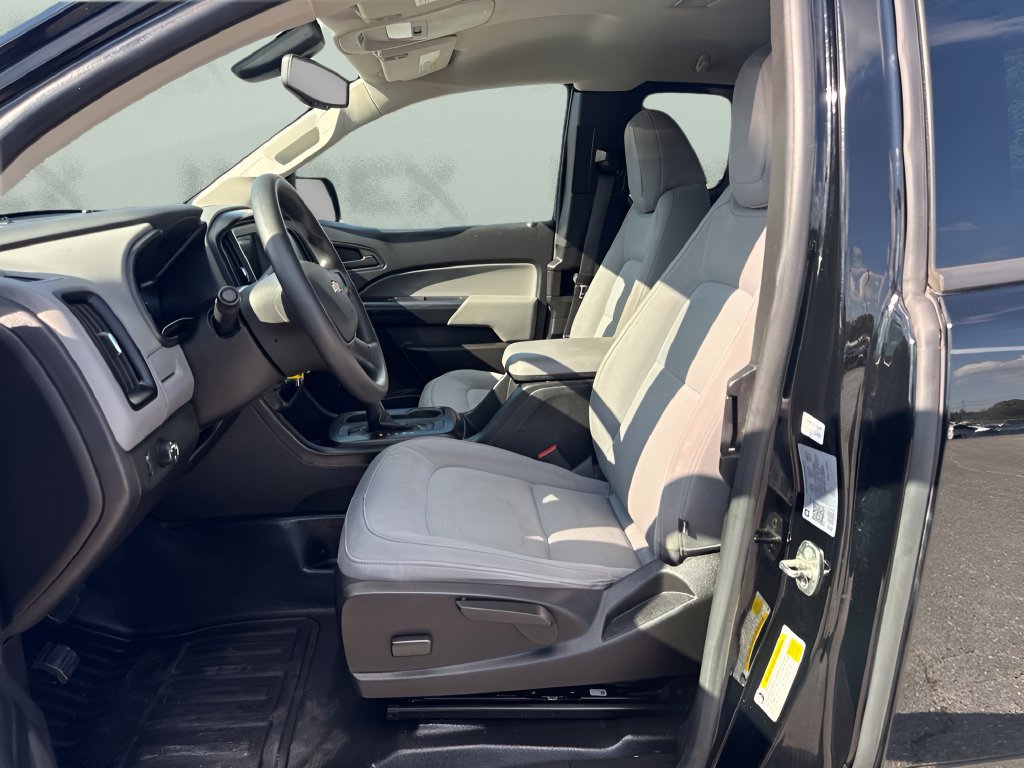 Used 2020 Chevrolet Colorado W/T RWD image 9