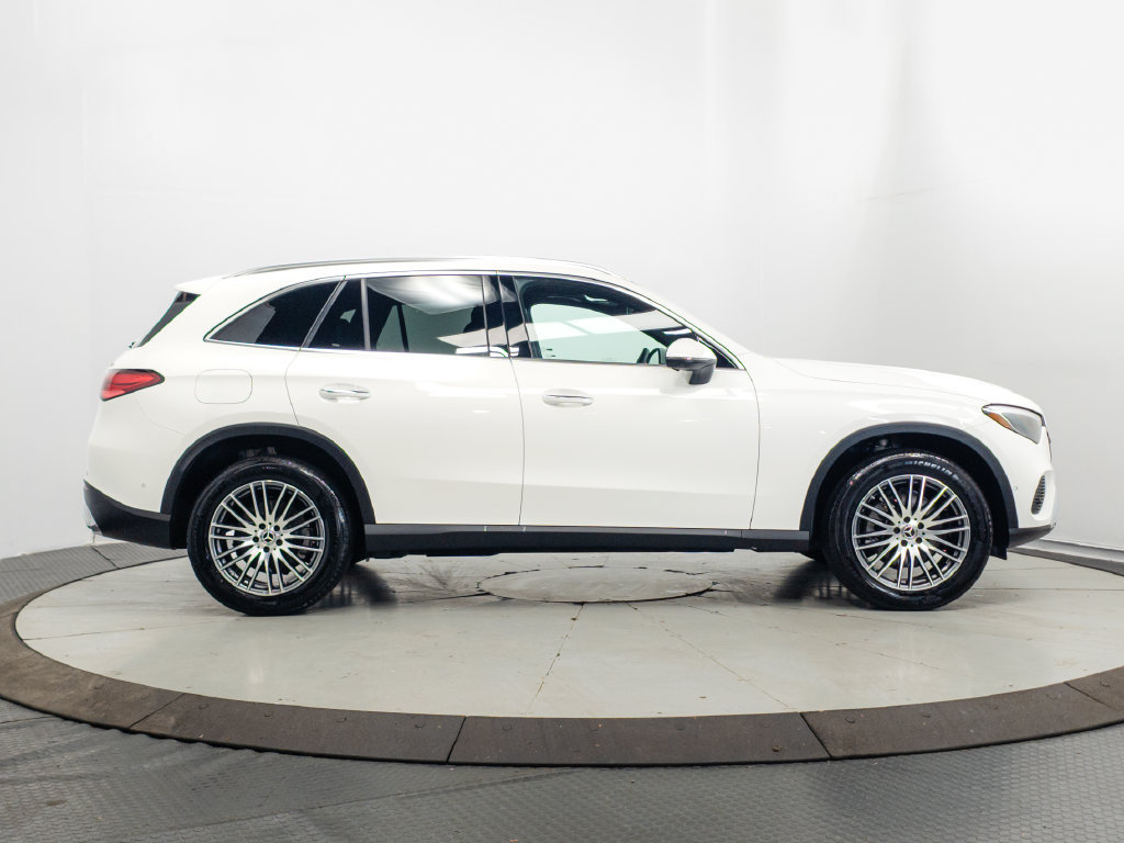 Certified 2026 Mercedes-Benz GLC 300 4MATIC image 34