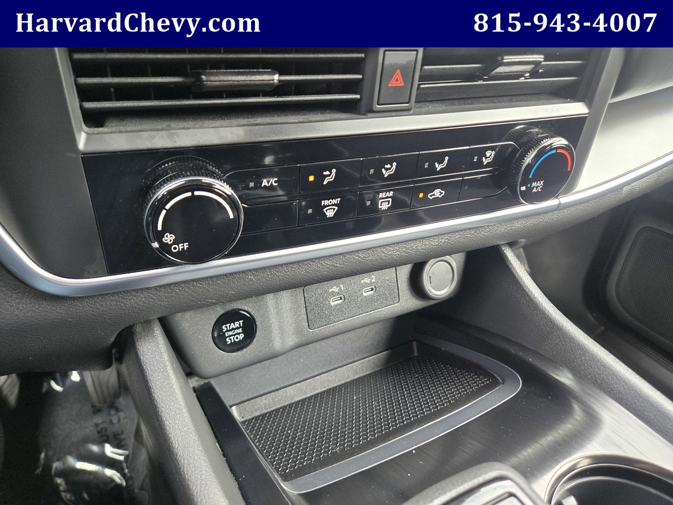 Used 2024 Nissan Rogue S AWD/4WD image 9