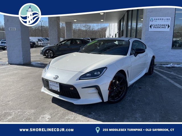 Used 2025 Toyota GR86 Premium w/ Performance Package image 1
