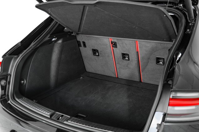 Used 2021 Porsche Macan image 39