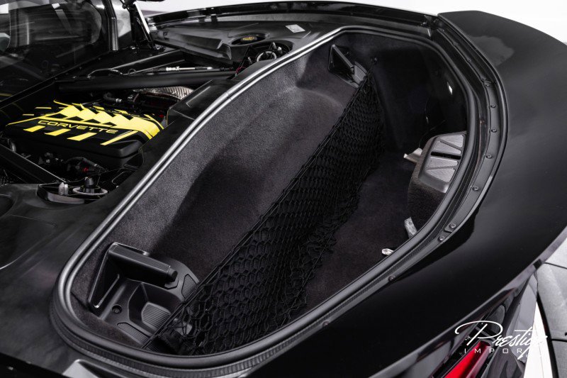 Used 2025 Chevrolet Corvette Stingray Preferred Cpe w/ 2LT image 18