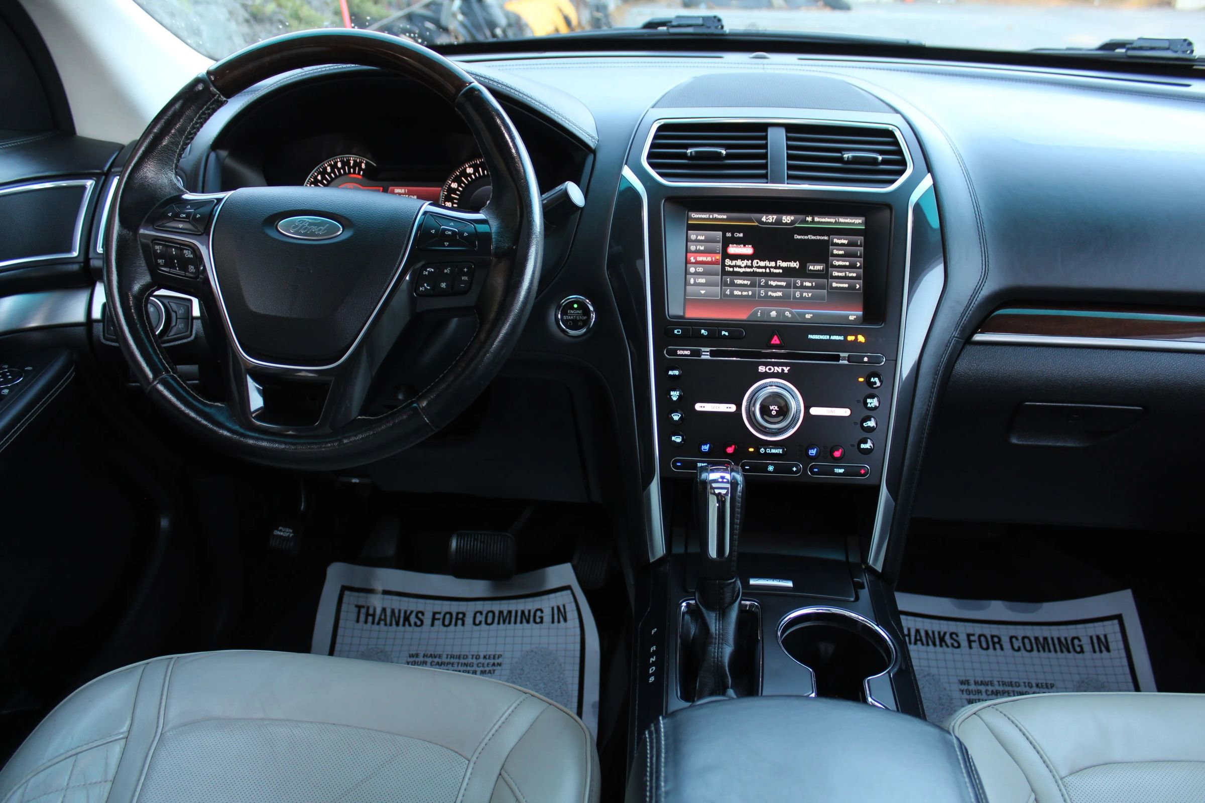 Used 2016 Ford Explorer Platinum image 20