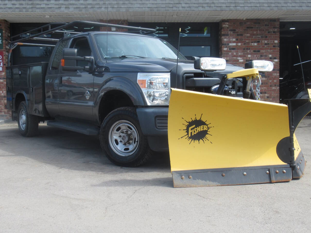 Used 2016 Ford F350 XL w/ Power Equipment Group AWD/4WD image 1