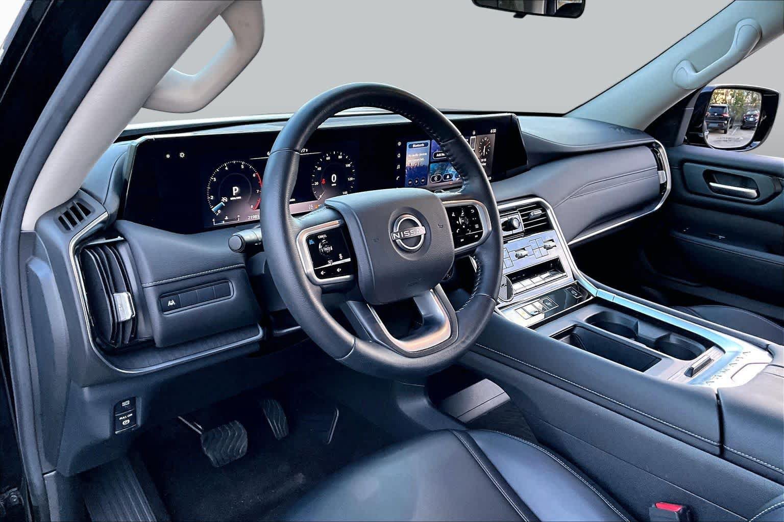 Certified 2025 Nissan Armada SV AWD/4WD image 18