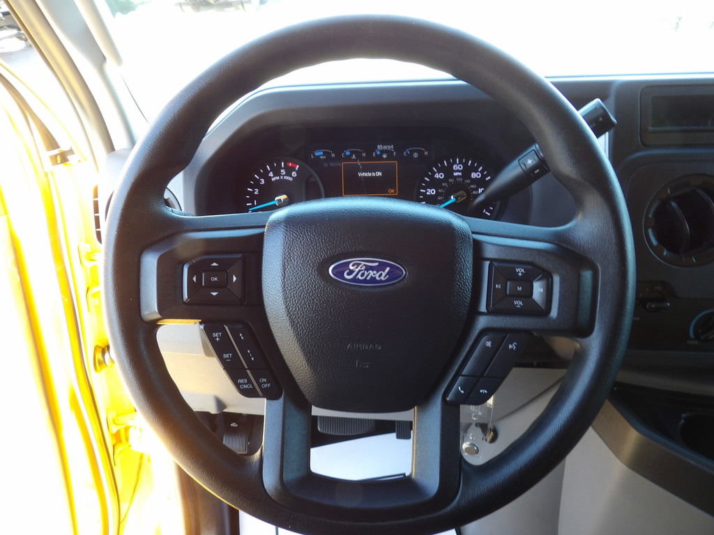 Used 2022 Ford E-350 and Econoline 350 Super Duty RWD image 19