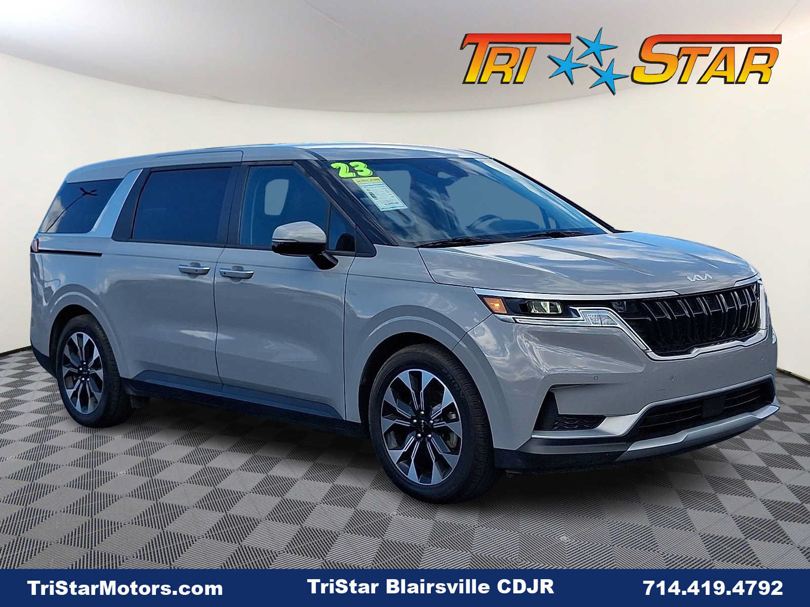 Certified 2023 Kia Carnival EX