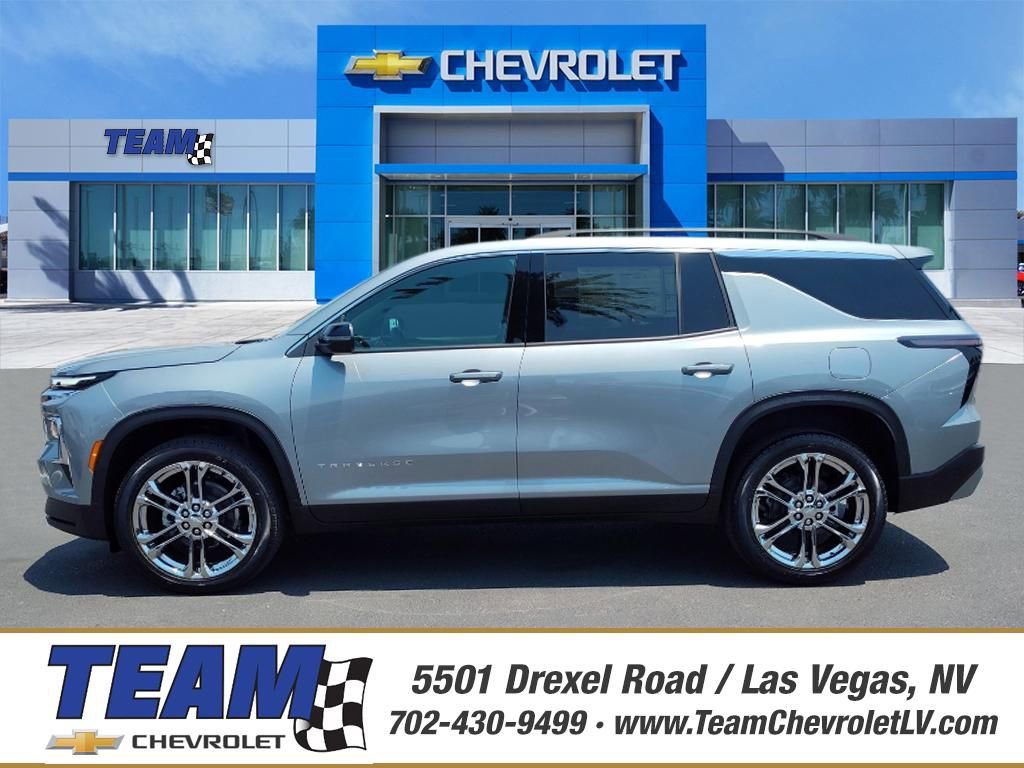 New 2025 Chevrolet Traverse LT w/ LPO, Floor Liner Package