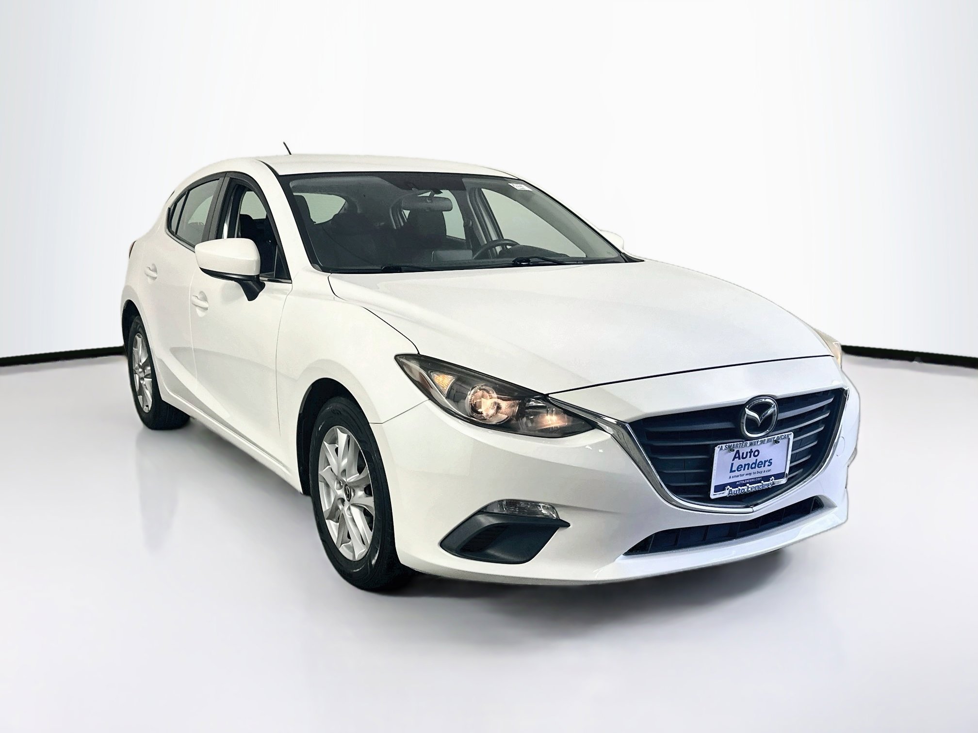 Used 2016 MAZDA MAZDA3 i Sport w/ Preferred Equipment Package FWD image 3
