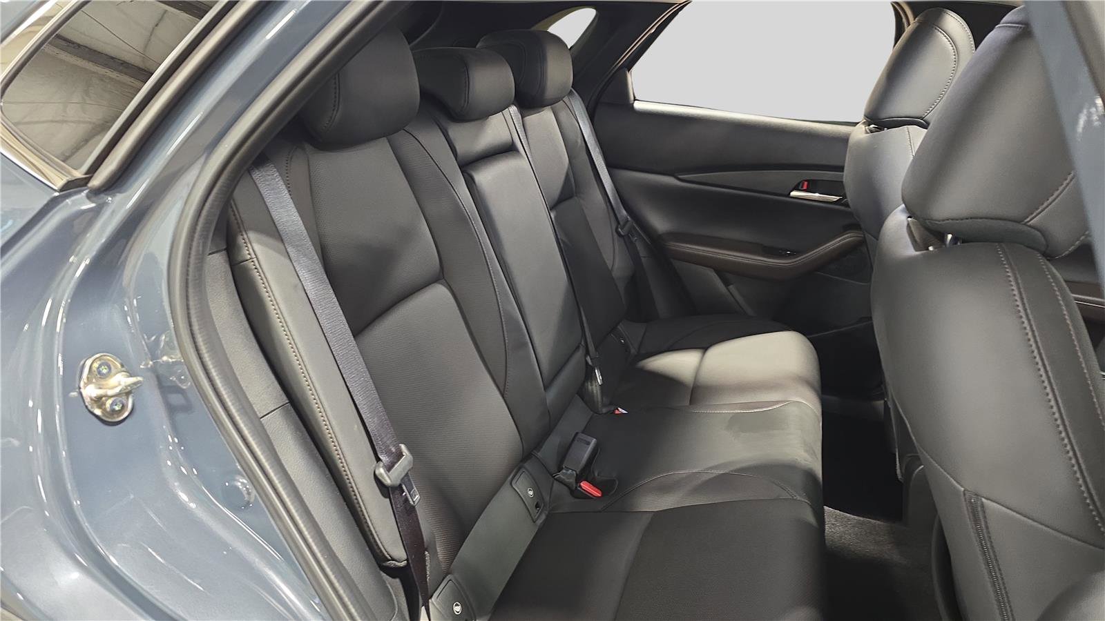 Used 2023 MAZDA CX-30 2.5 Turbo w/ Premium Package image 17