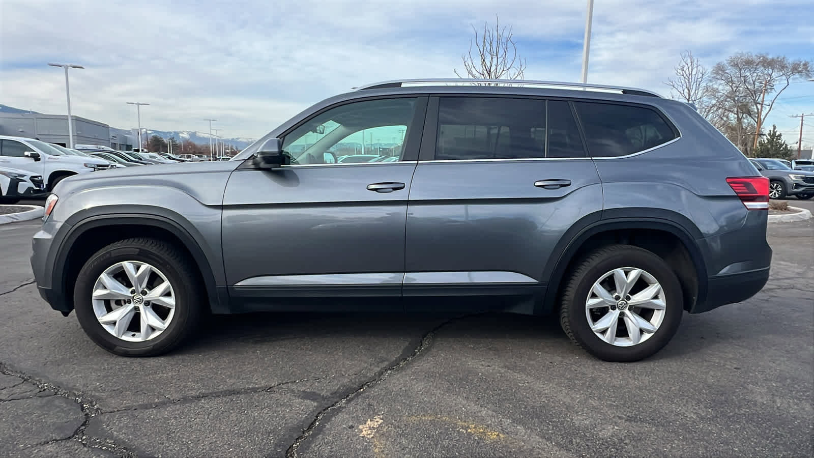 Used 2018 Volkswagen Atlas SE image 8