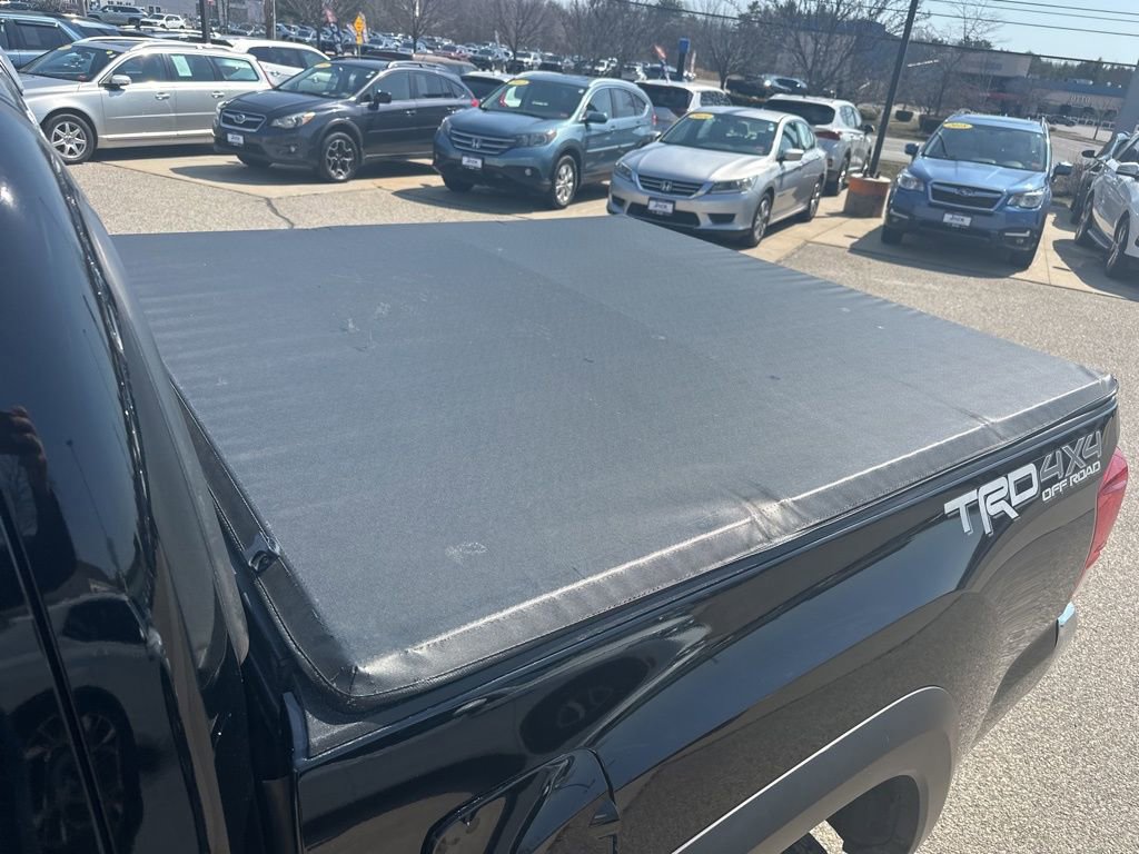 Used 2017 Toyota Tacoma TRD Off-Road w/ Tow Package (A/T) image 29