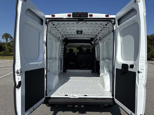 New 2026 RAM ProMaster 2500 w/ Convenience Group image 15