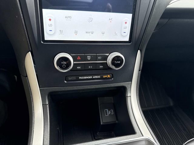 Used 2022 Ford Edge ST-Line AWD/4WD image 31