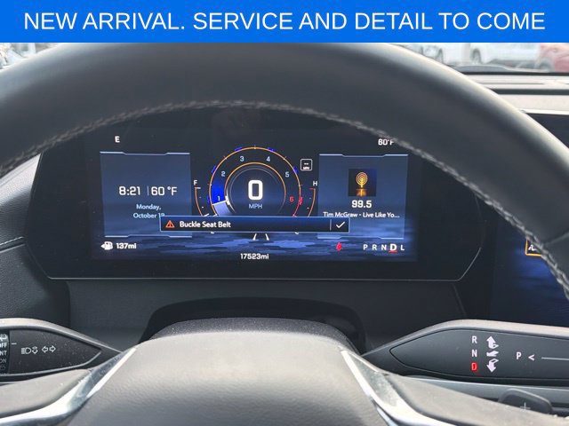 Used 2024 Chevrolet Traverse LT w/ Trailering Package FWD image 11
