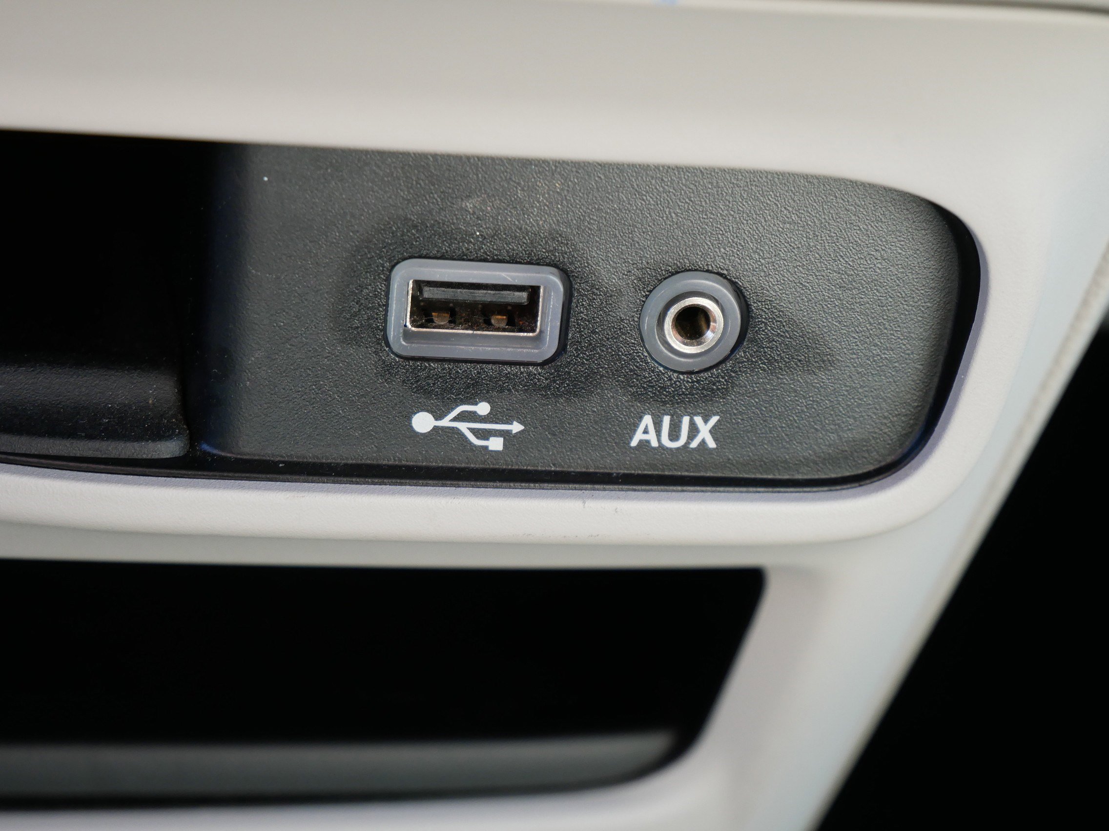 Used 2018 Chrysler Pacifica Touring Plus image 29