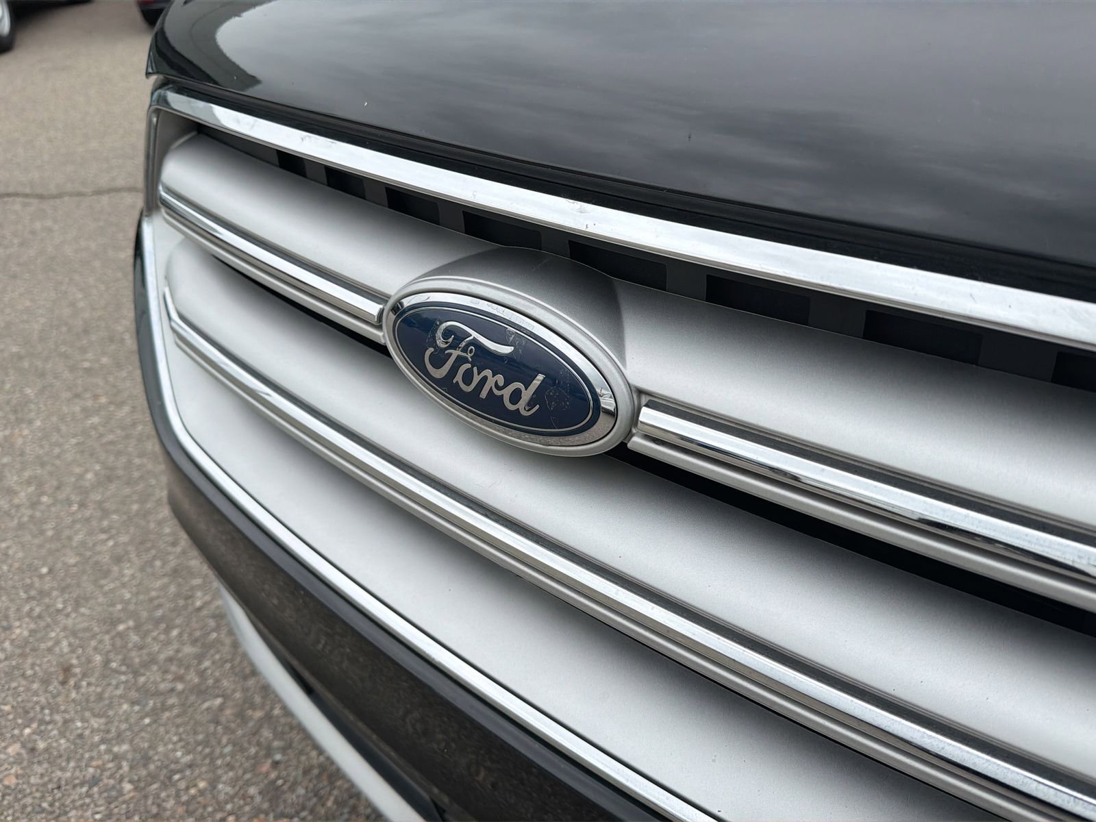 Used 2018 Ford Escape SE FWD image 15