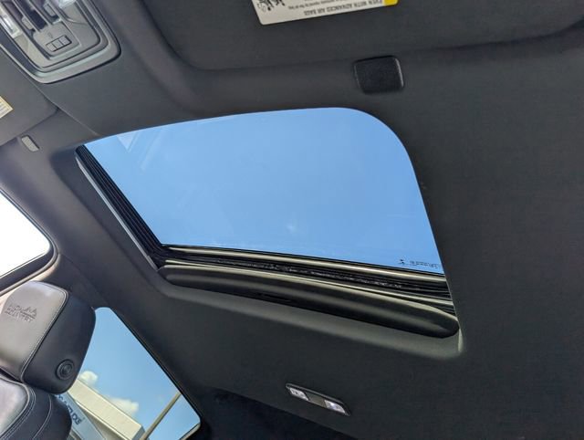 Used 2019 Chevrolet Silverado 1500 High Country w/ Technology Package image 22