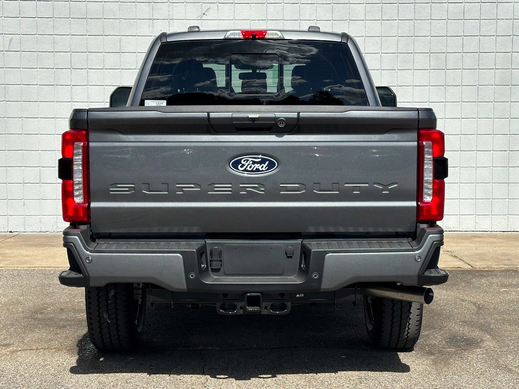 New 2027 Ford F250 Lariat w/ Black Appearance Package AWD/4WD image 5