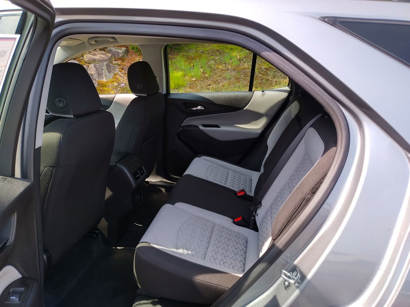 Used 2024 Chevrolet Equinox LS w/ Driver Confidence II Package image 18