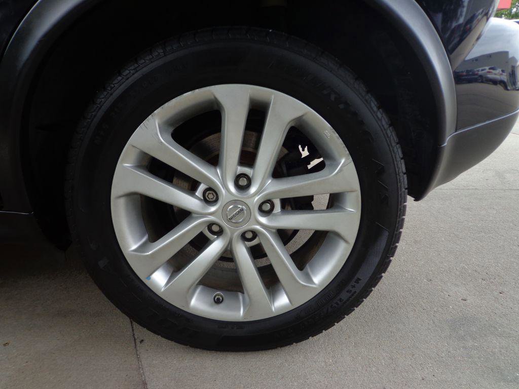Used 2013 Nissan Juke SL image 11