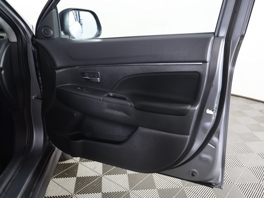 Used 2024 Mitsubishi Outlander Sport ES AWD/4WD image 20