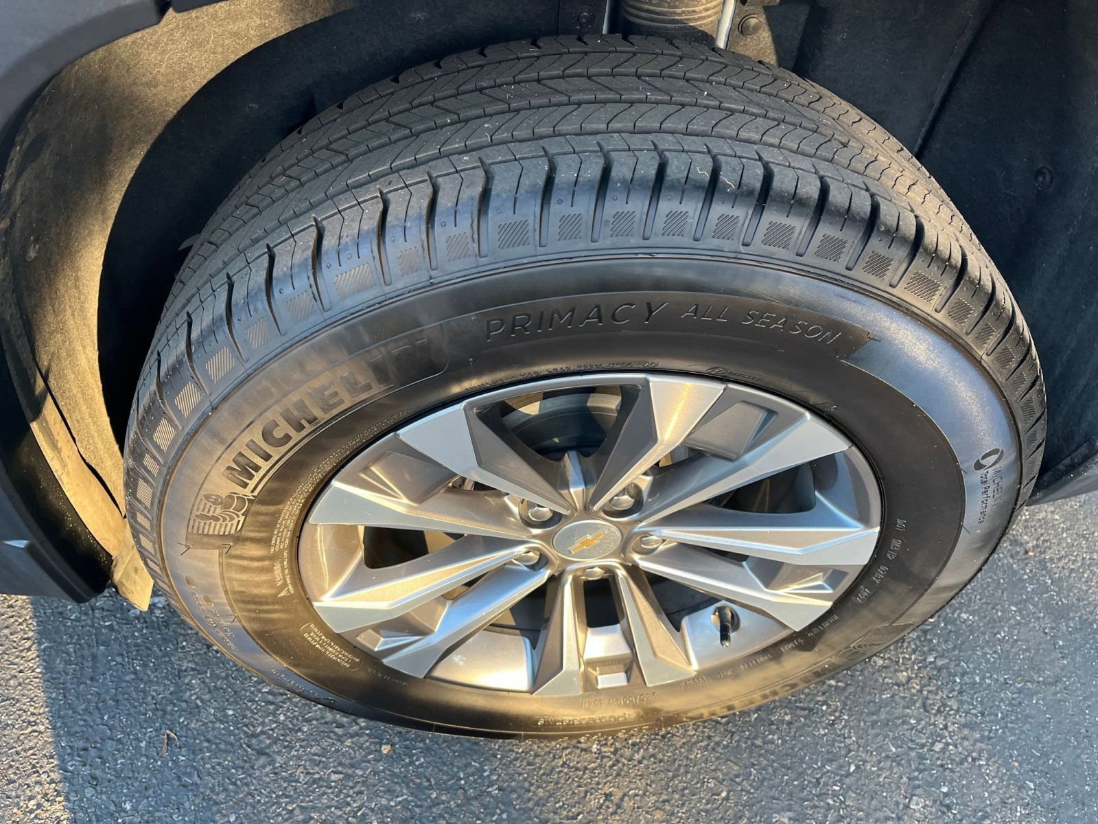 Used 2025 Chevrolet Equinox LT image 29