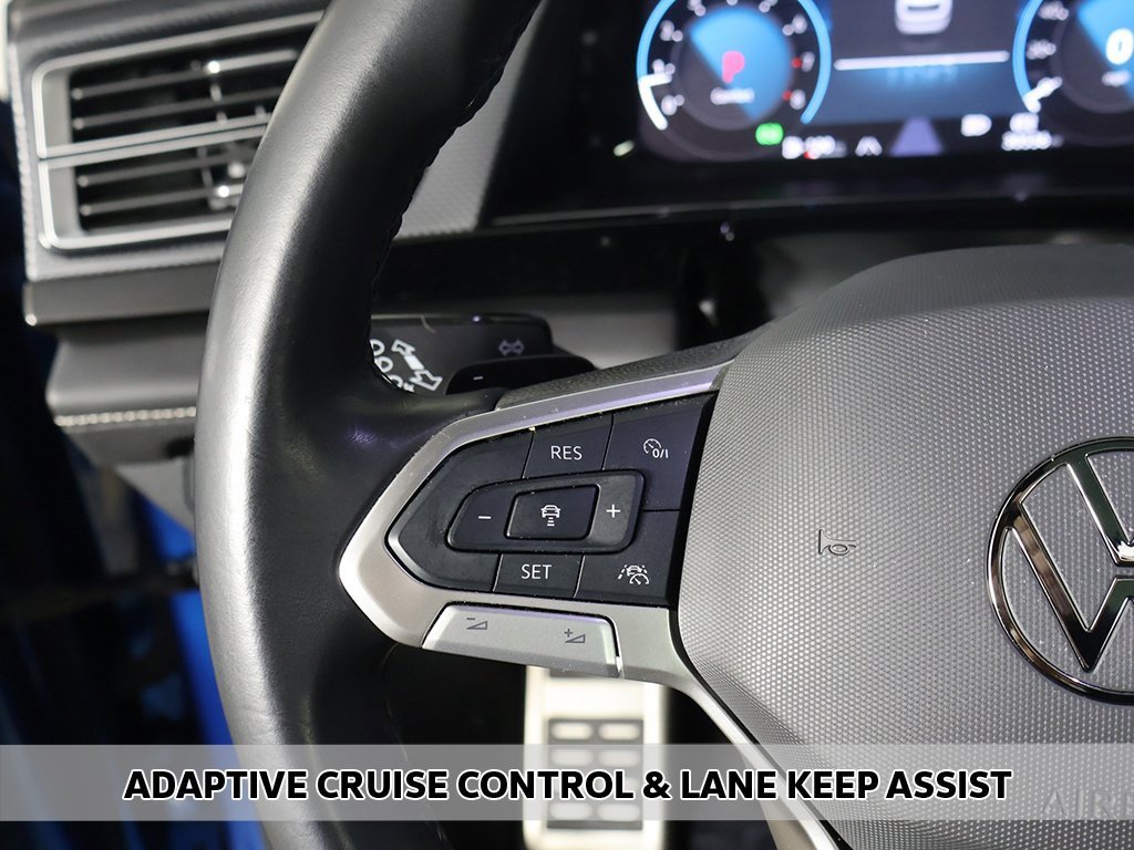 Used 2024 Volkswagen Atlas Cross Sport SEL R-Line image 4