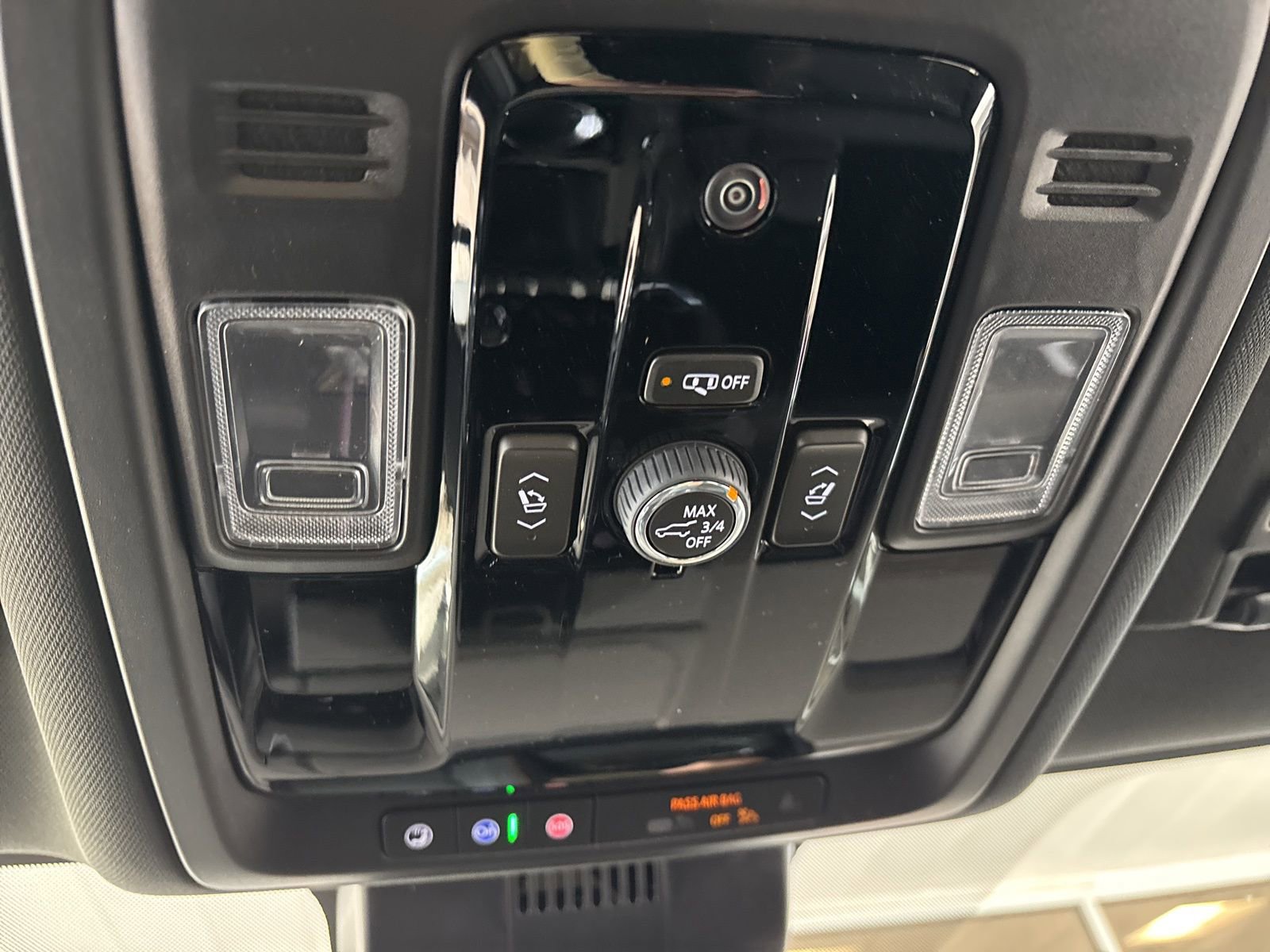 New 2026 GMC Yukon AT4 w/ LPO, Floor Liner Package image 26