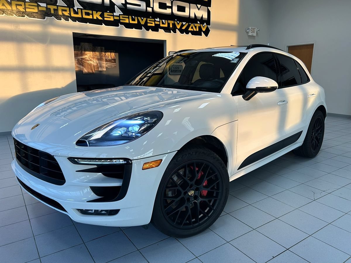 Used 2017 Porsche Macan GTS AWD/4WD image 49