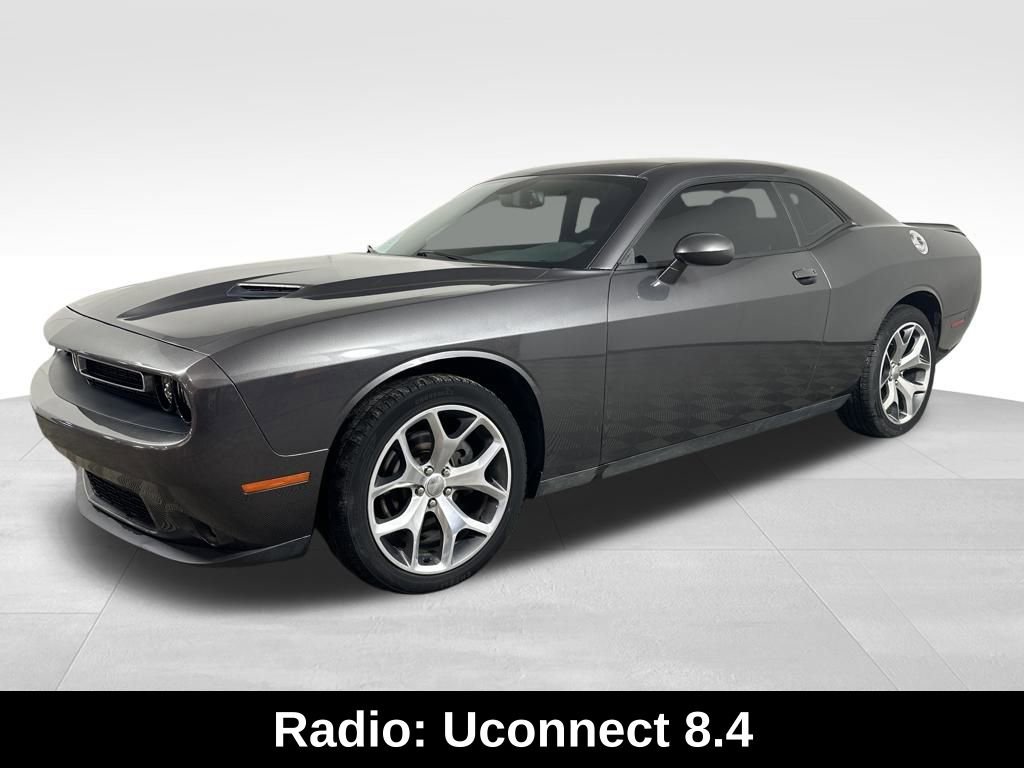 Used 2016 Dodge Challenger SXT Plus image 5