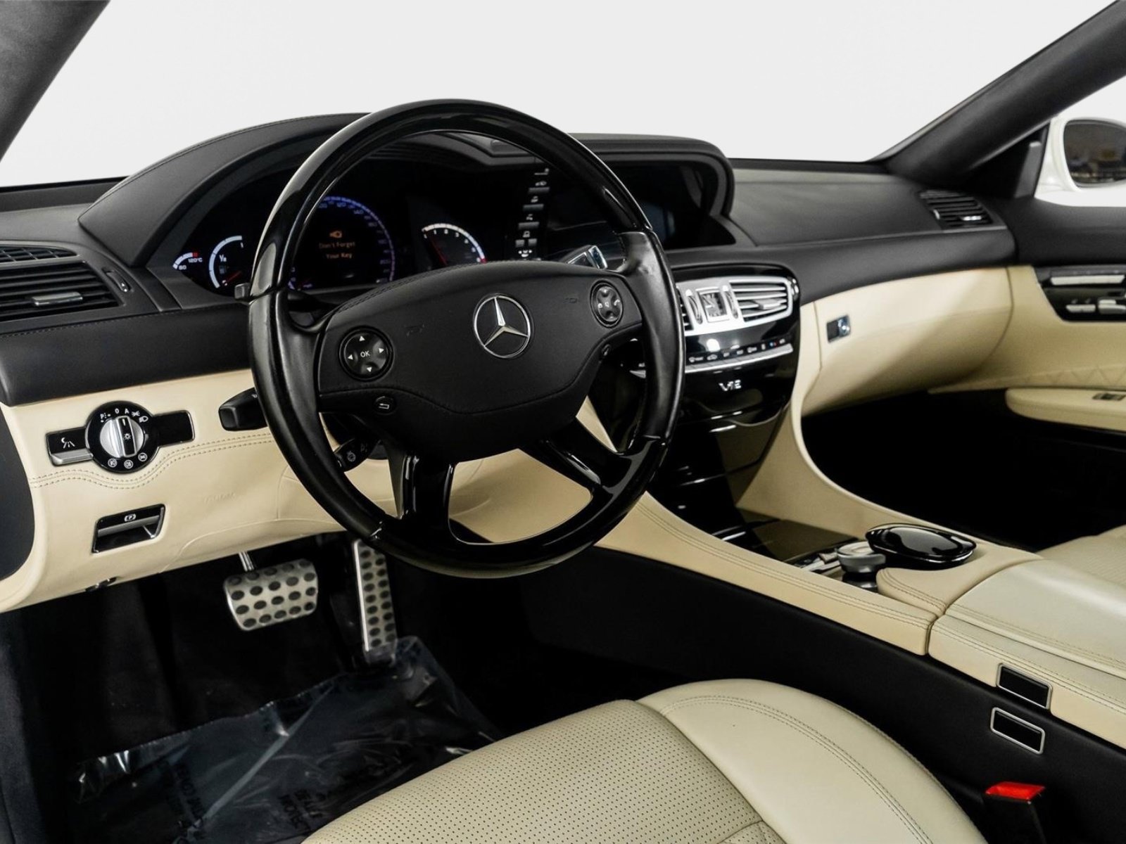 Used 2008 Mercedes-Benz CL 65 AMG image 3