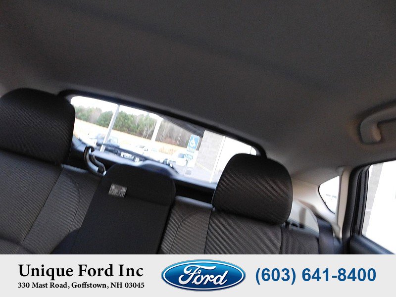 Used 2021 Subaru Crosstrek 2.0i image 12