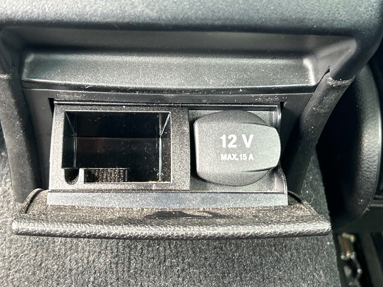 Used 2013 Mercedes-Benz C 300 4MATIC Sedan image 18