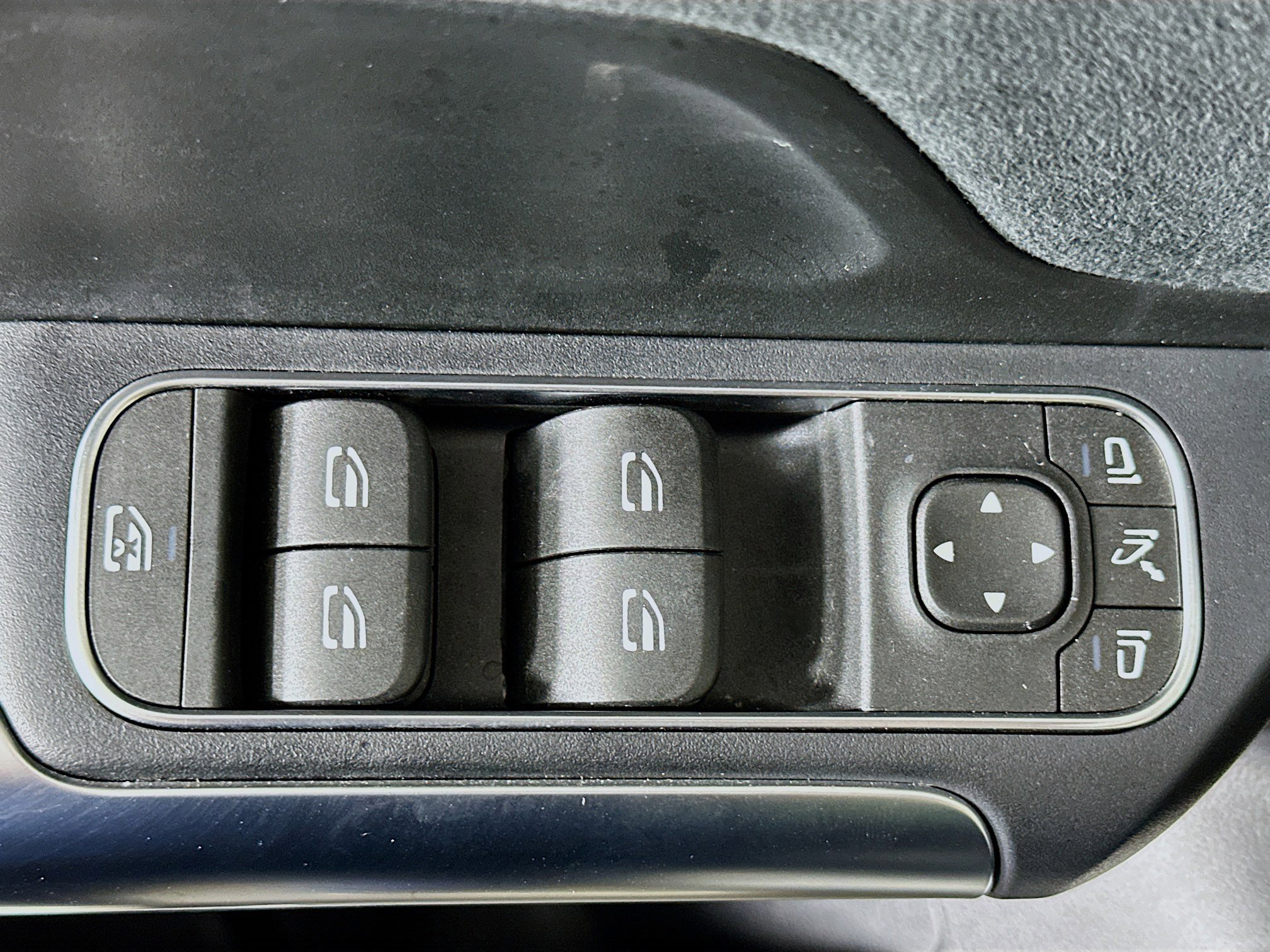 Used 2024 Mercedes-Benz GLA 250 4MATIC image 15