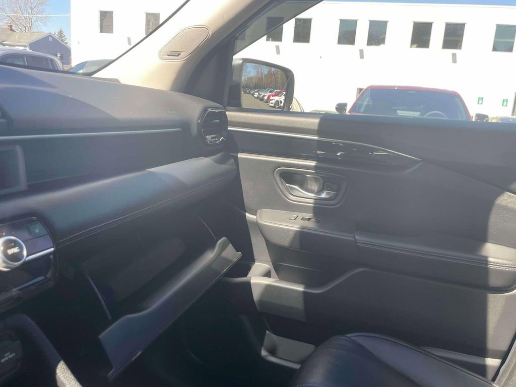 Certified 2024 Honda Pilot Touring image 32