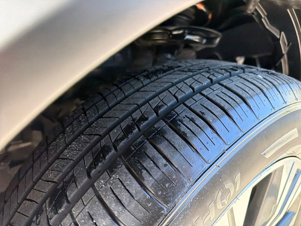 Certified 2023 Nissan Rogue SV image 40