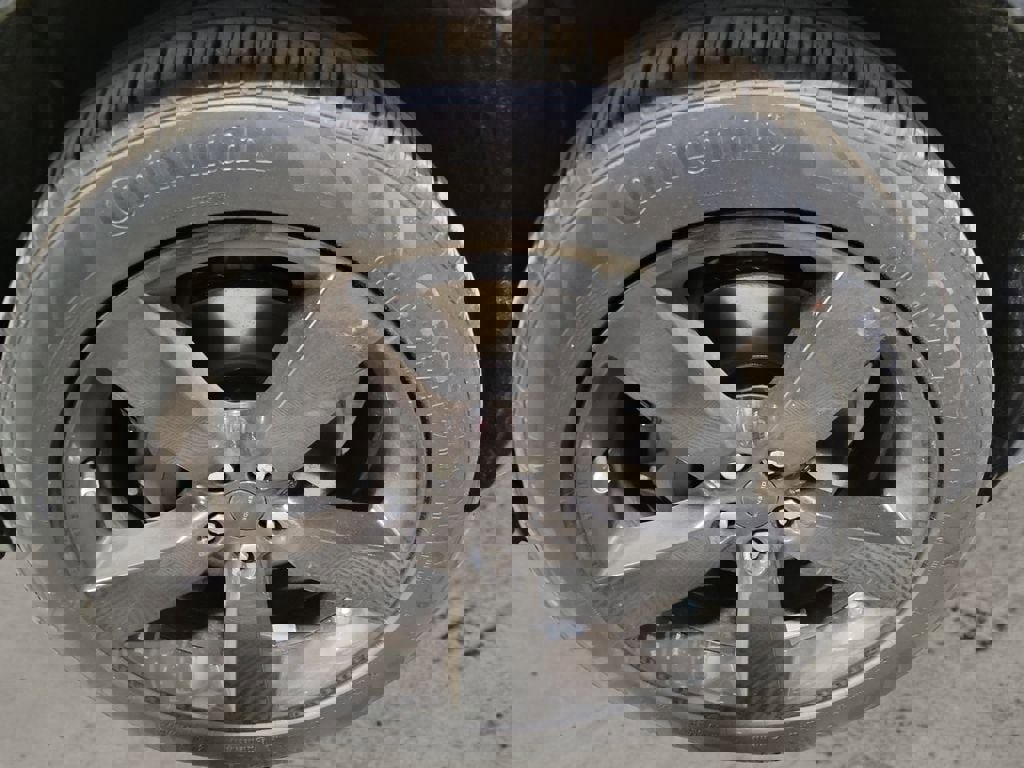 New 2026 Land Rover Defender 110 X-Dynamic SE image 11