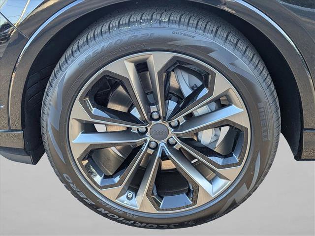 New 2026 Audi Q7 3.0T Premium Plus image 9