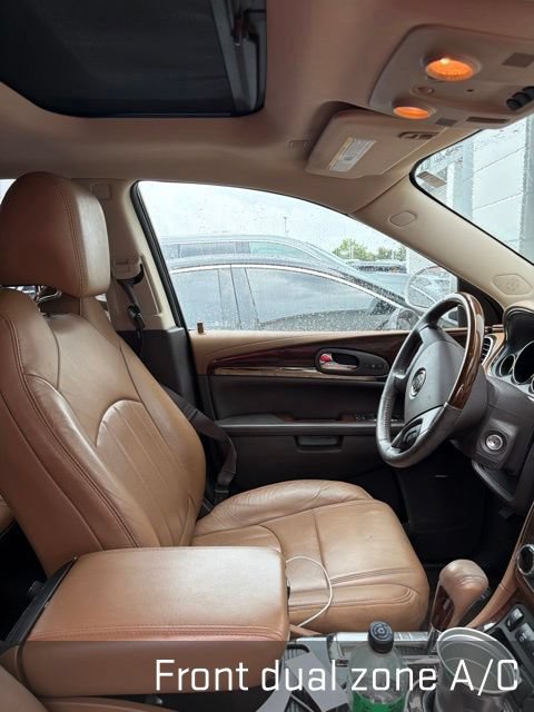 Used 2017 Buick Enclave Leather FWD image 6