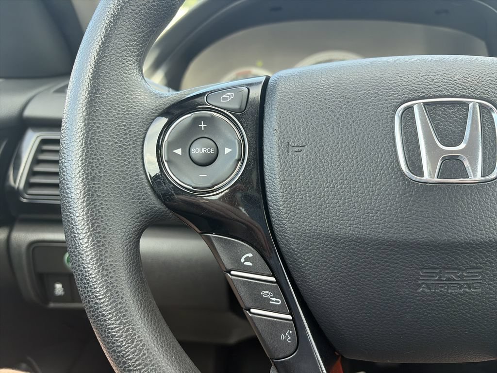 Used 2017 Honda Accord LX image 20