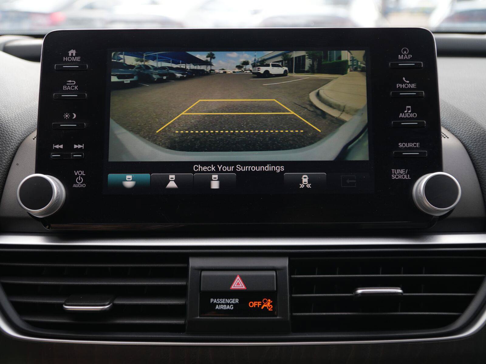 Used 2019 Honda Accord Touring image 27