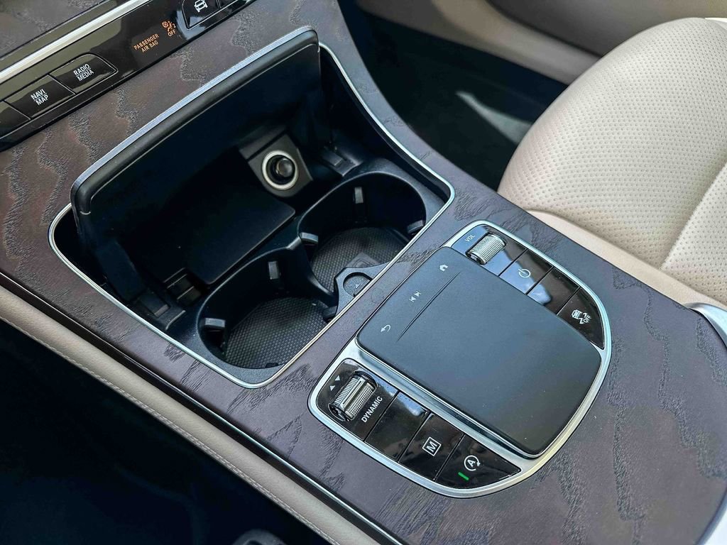 Used 2020 Mercedes-Benz GLC 300 image 35